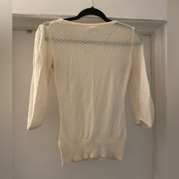 GAP Cream See through knit 3/4 sleeve top size XSmall - Picture 7 of 7